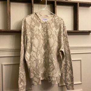 Old Navy Men's Cream Camo Sweater